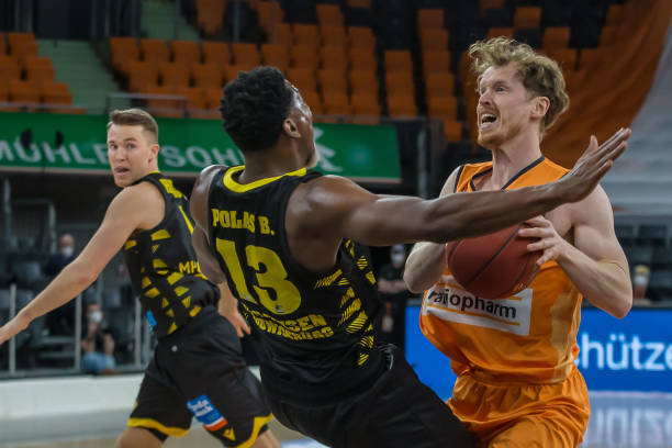 续等待纽卡 续等待纽卡