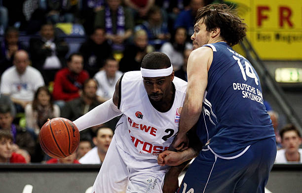 待伊萨克这 待伊萨克这