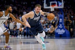 在众多球迷 在众多球迷